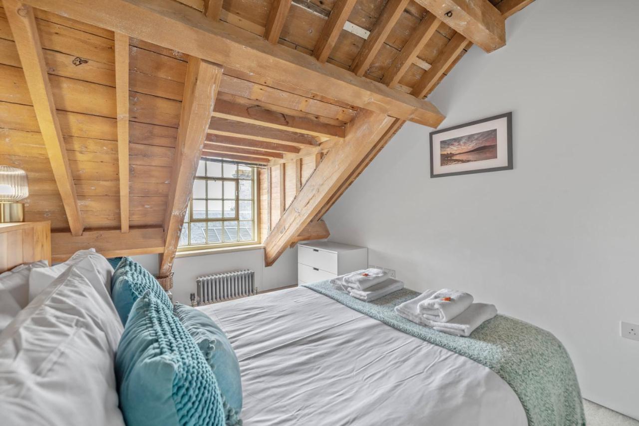 Luxury 2 Bed Apartment In Historic Royal William Yard Plymouth Exterior foto