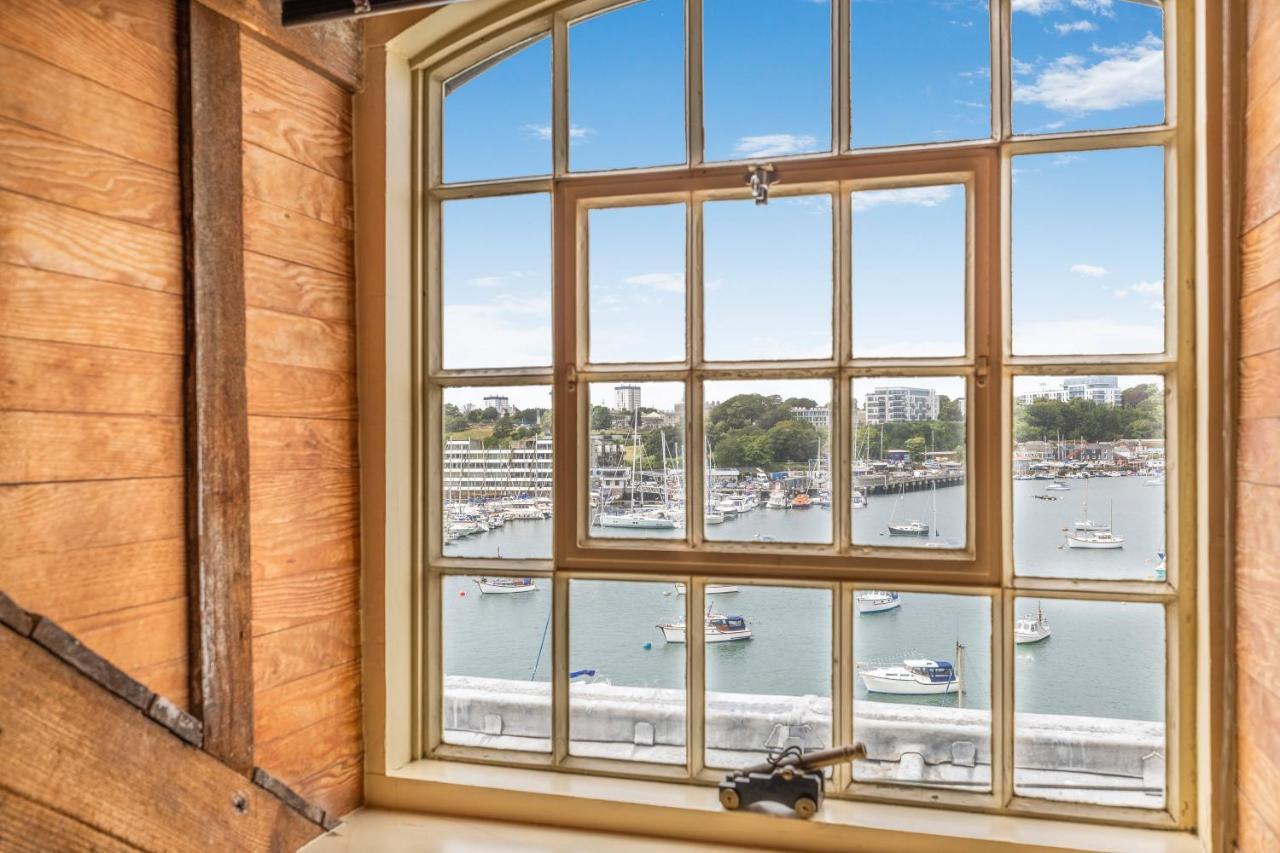 Luxury 2 Bed Apartment In Historic Royal William Yard Plymouth Exterior foto